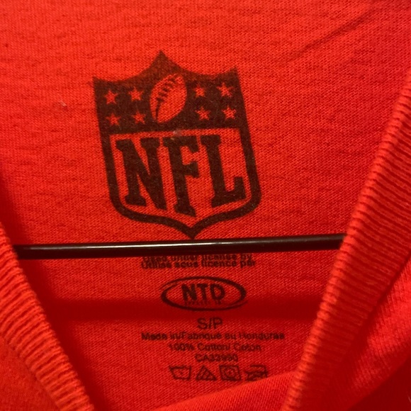 Kansas City Chiefs Red T-Shirt NFL Women Small - Picture 3 of 12